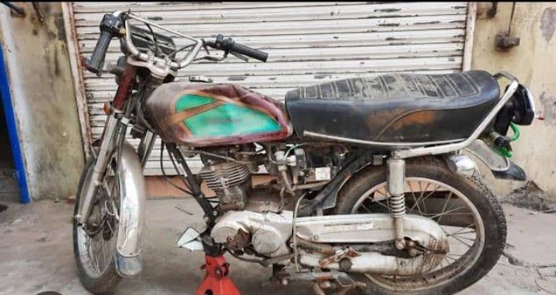 AOA bhi mujhy Honda 125 khasta Hal ya accidental condition ma chahiya 0