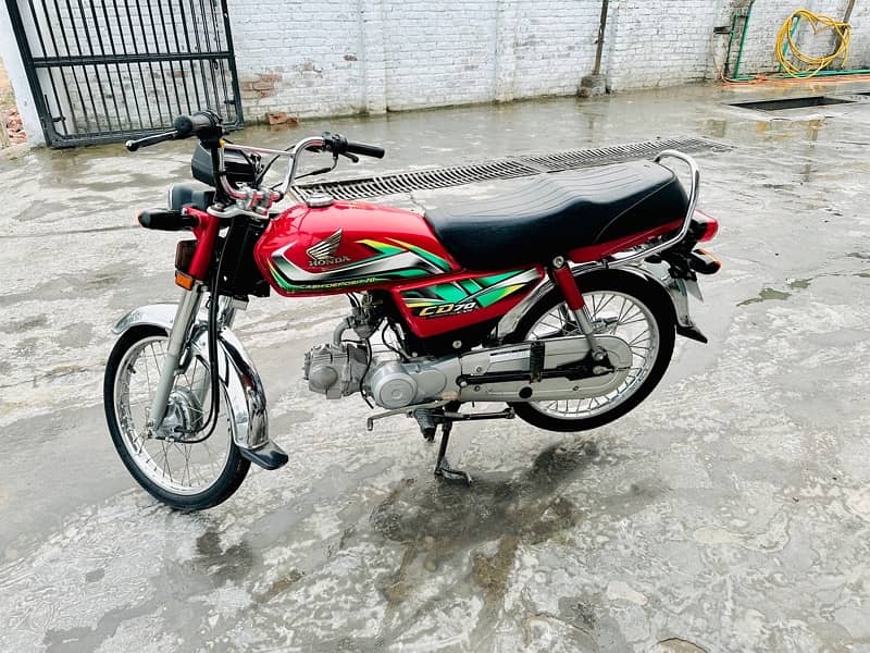 Honda CD70 lush condition 6