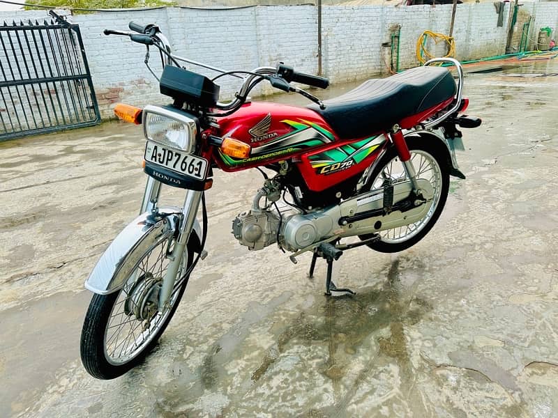 Honda CD70 lush condition 9