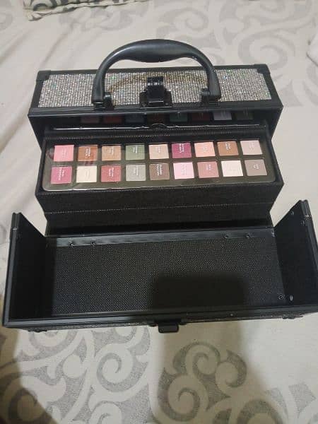 imported bridal makeup box with makeup sets 7