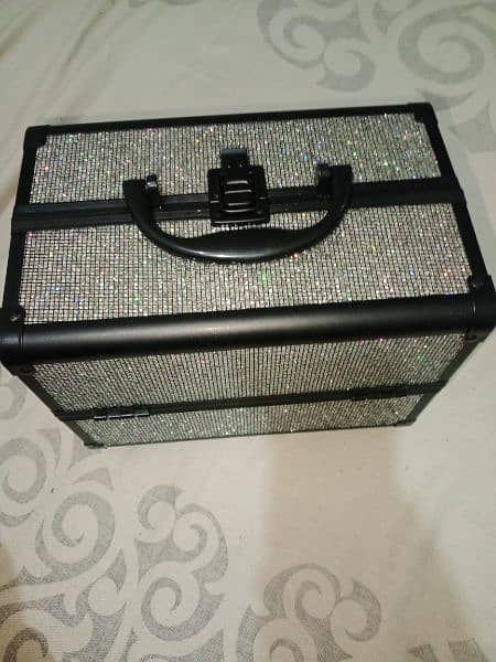 imported bridal makeup box with makeup sets 8