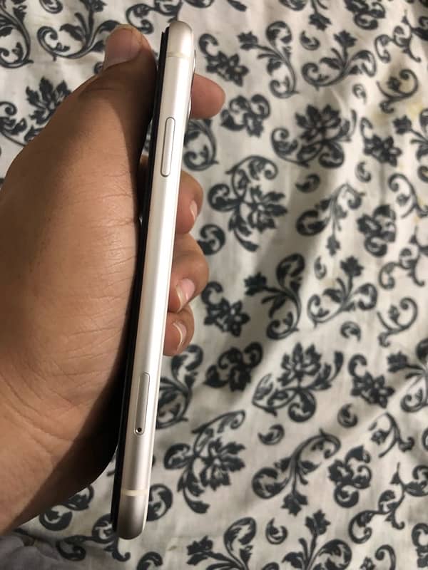 iphone 11 Fu  64 gbAll ok 3