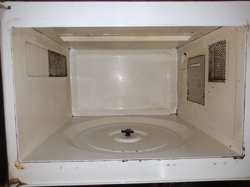 LG microwave oven 1