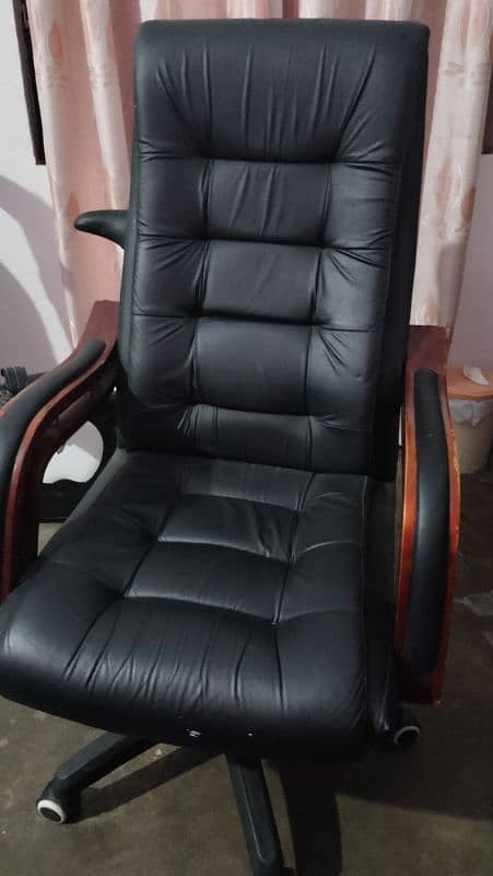 Office Chair Executive 2