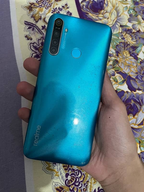 realme 5i 4/64gb 2