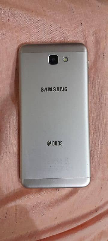 Samsung j5 prime with box 1