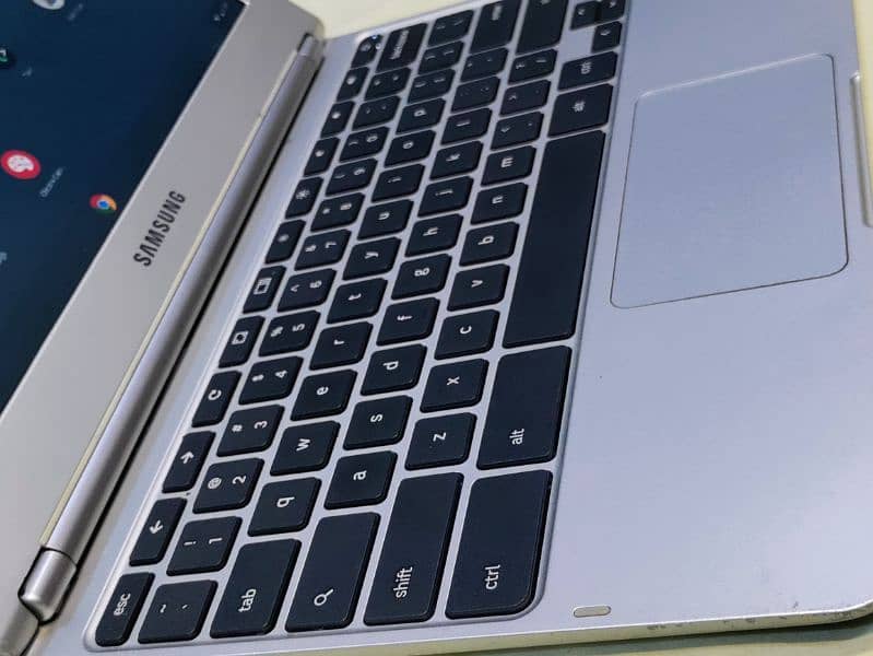 SAMSUNG CHROMEBOOK 2