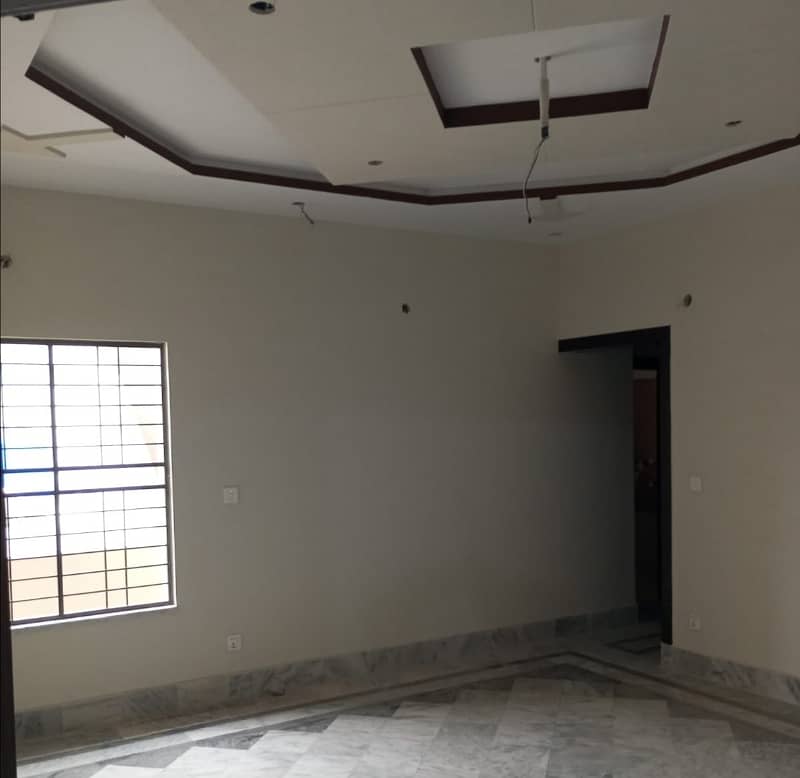 Upper Portion For Rent In Marghzar Officers Colony 20