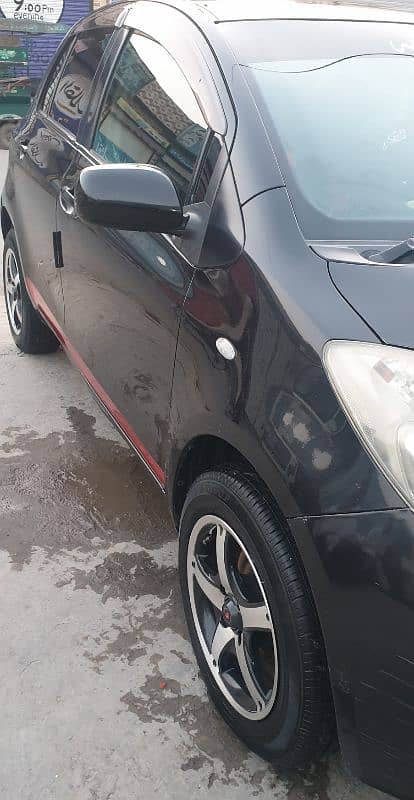 Toyota Vitz 2007 2