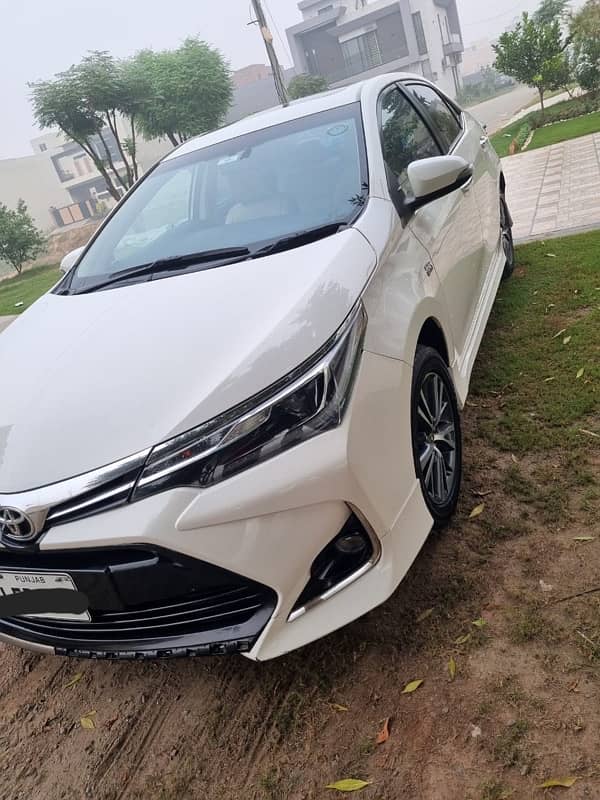 Toyota Altis Grande 2019 1