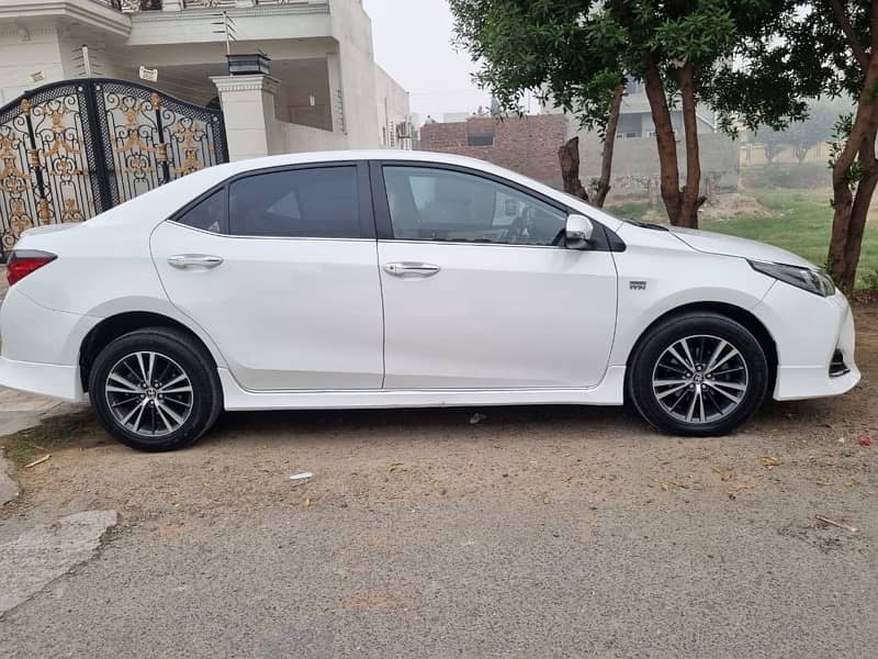 Toyota Altis Grande 2019 7