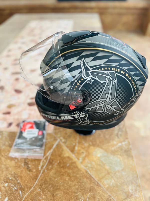 Helmet MT Thunder 3 original brand new 4