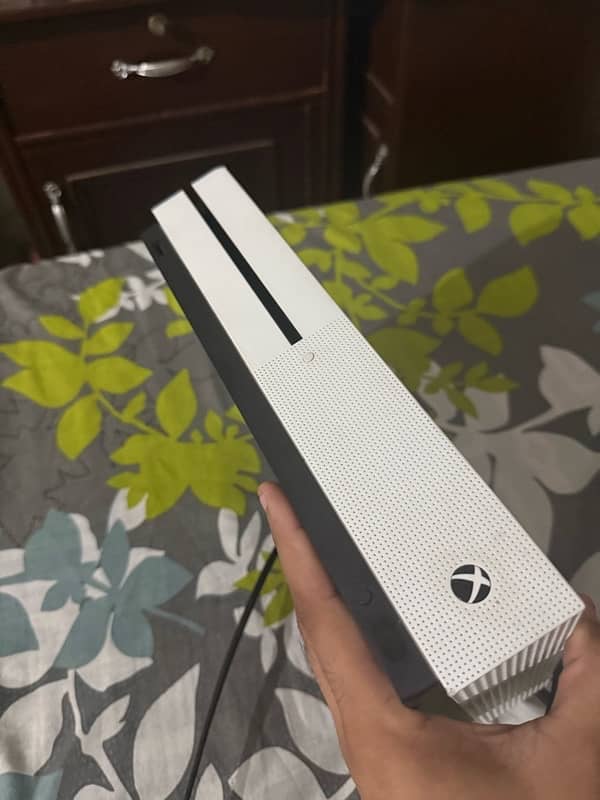 xbox one s 3