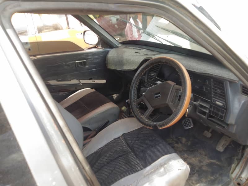 Nissan Sunny 1988 1.0 2