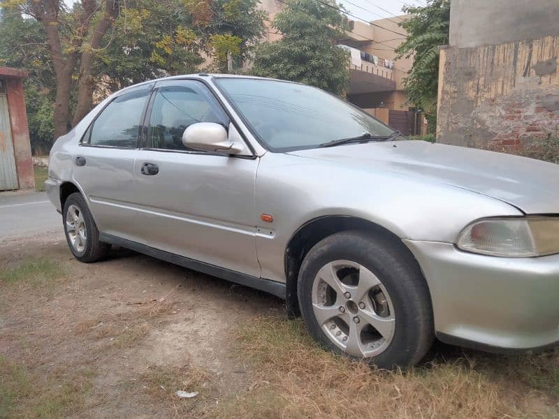 Honda Civic EX 1.5 - Dolphin Model 4