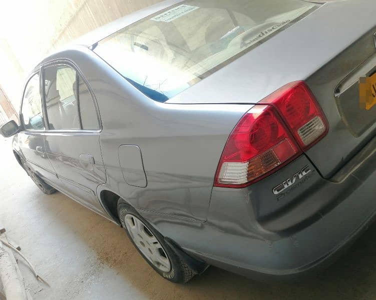 Honda Civic Prosmetic 2005 5