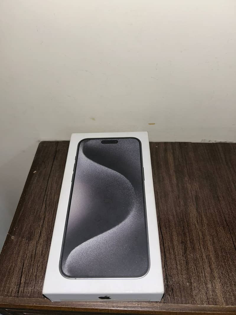 Iphone 15 Pro Max 1TB JV Black 3