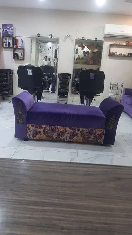 running Beauty saloon prime location furnished and clean 6