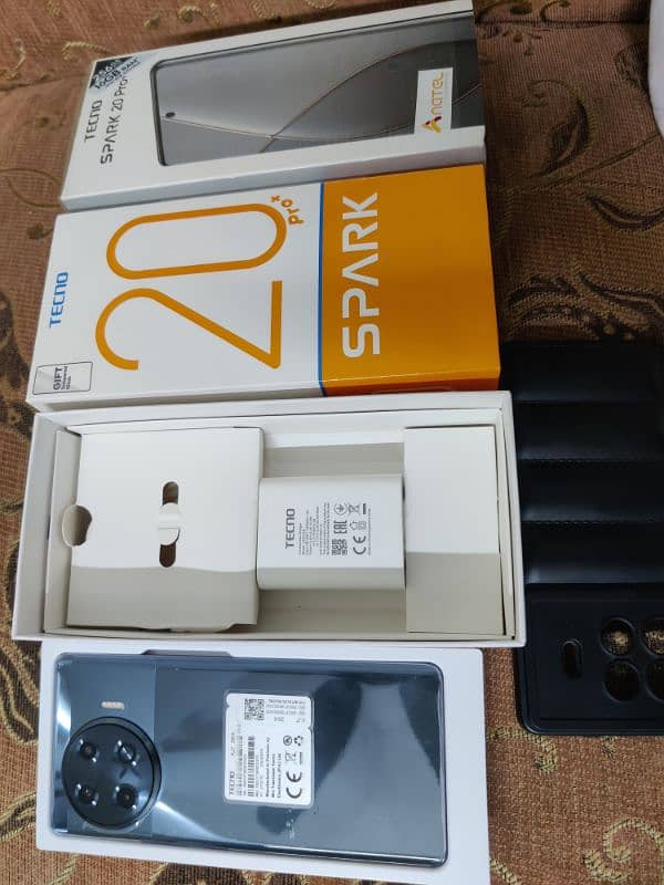 spark 20 pro plus 6 to 7 months warranty mint condition like new 2