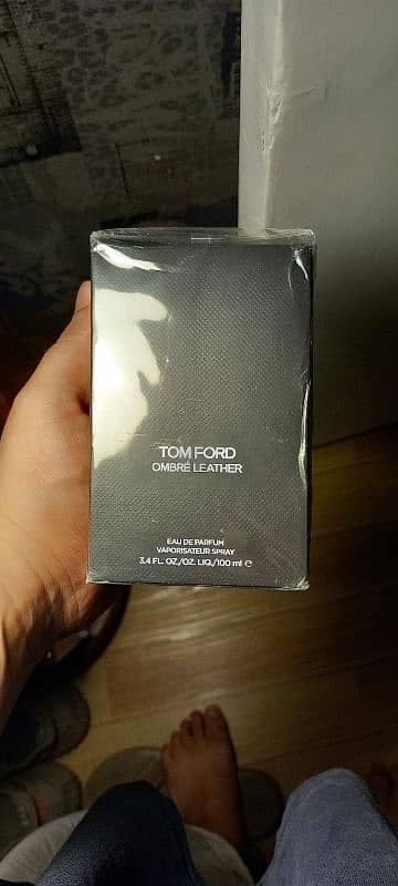 Perfume for sale 0