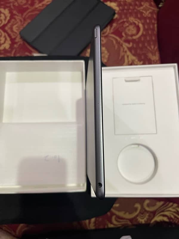 IPAD 7 32 GB 2