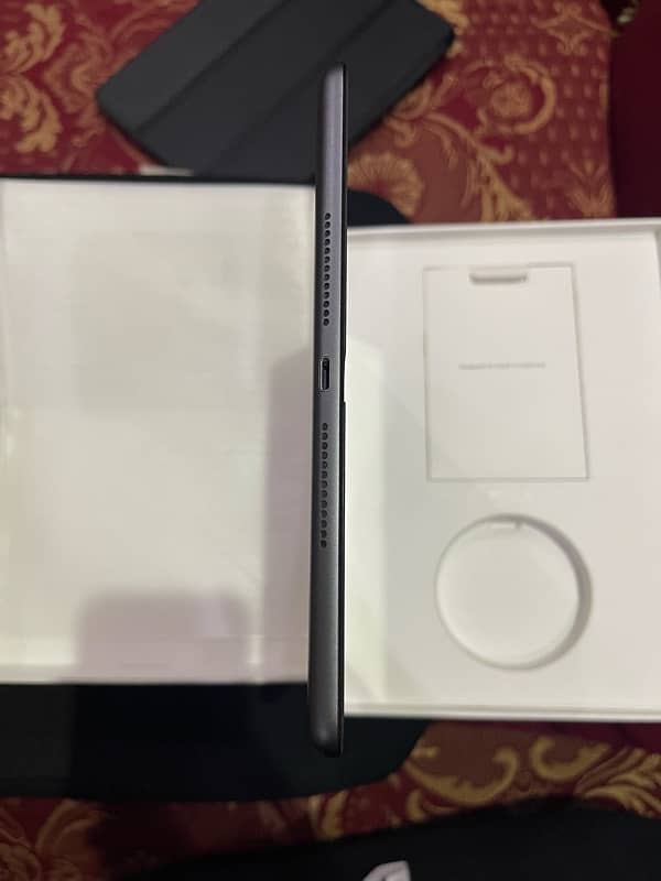 IPAD 7 32 GB 4