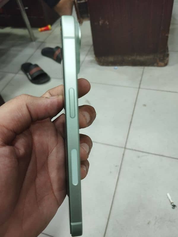 I phone 15 factory unlocked 2