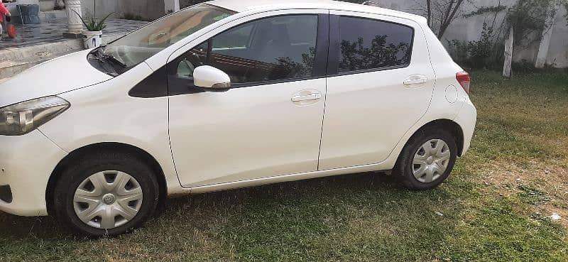 Toyota Vitz 2013 2