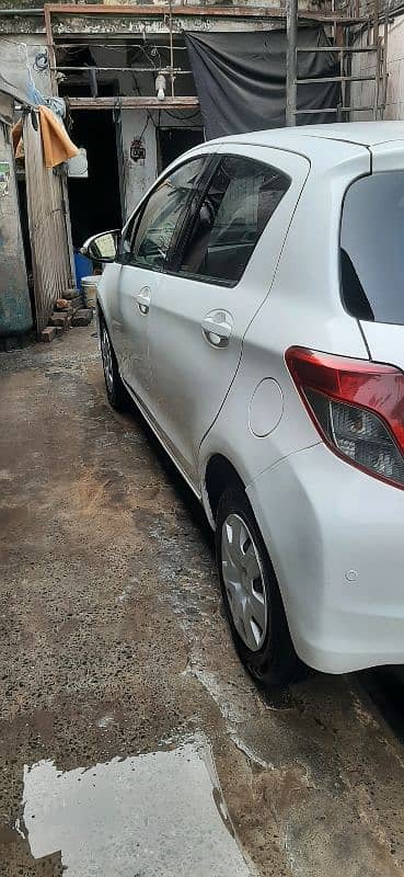 Toyota Vitz 2013 12