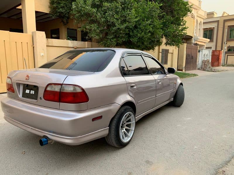 Honda Civic Oriel 2000 1