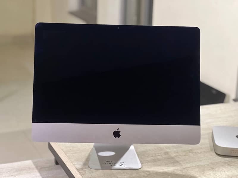 Apple iMac 2015 27-inch Core i5 16Gb 256gb ssd 3