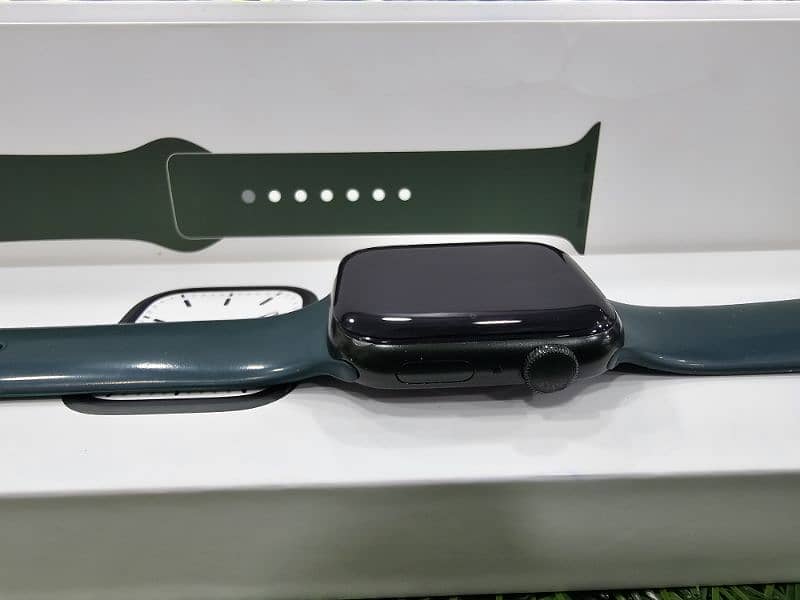 APPLE WATCH SERIES 7 45MM FOR SALE 5