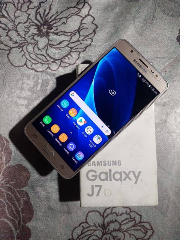 SAMSUNG J7/6 Mobile 16 GB with Box no open no repair all good 10/10 4