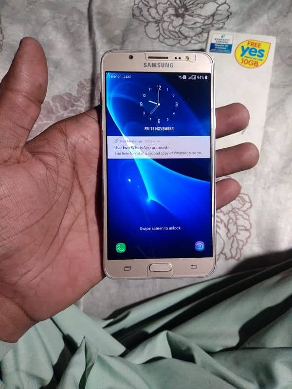 SAMSUNG J7/6 Mobile 16 GB with Box no open no repair all good 10/10 5