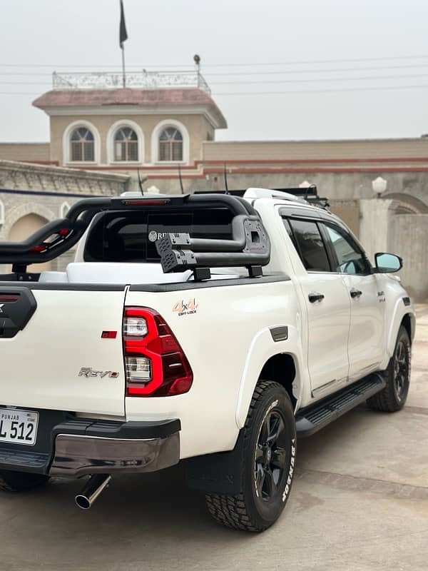 Toyota Hilux 2019 10