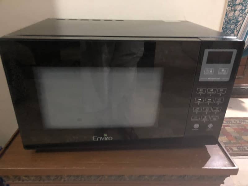 Enviro Microwave Oven 30 Litre Large in Excellent Condition Only 2 Ye 0