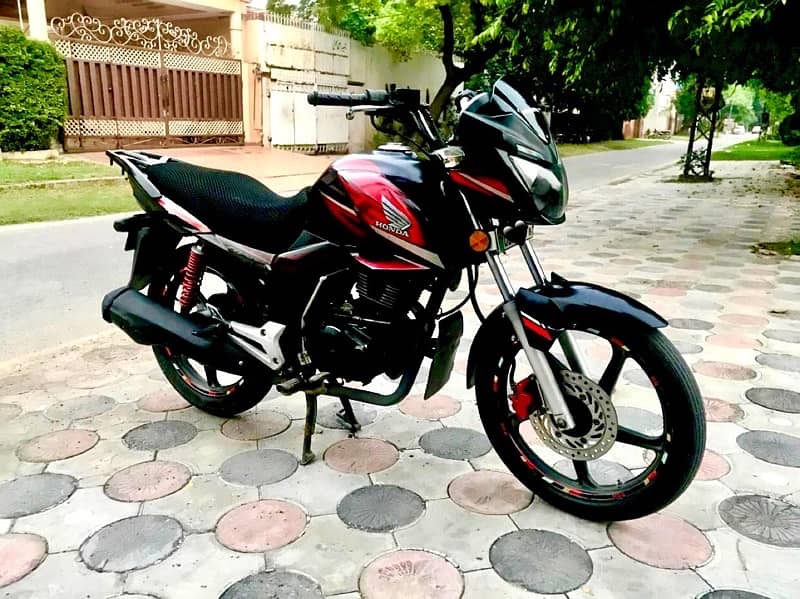 Honda CB 150F 5