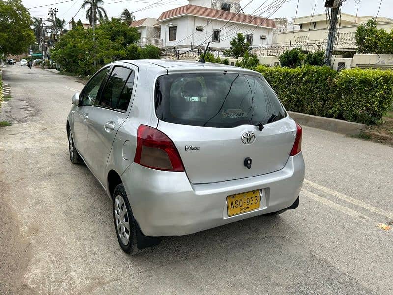 Toyota Vitz 2006/2009 3