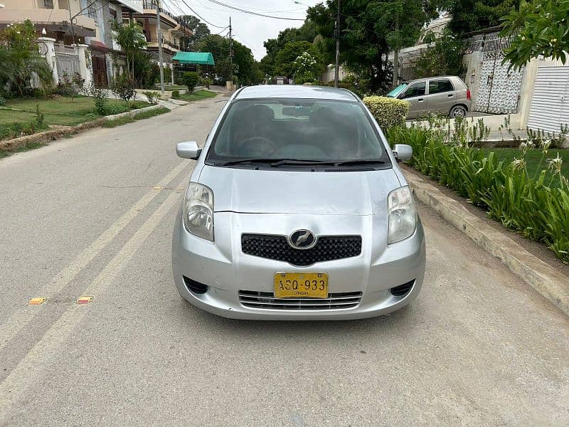 Toyota Vitz 2006/2009 4