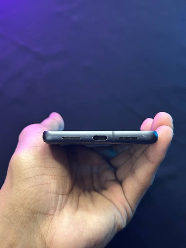 Google Pixel 7 8 GB Ram 128 GB Storage 8