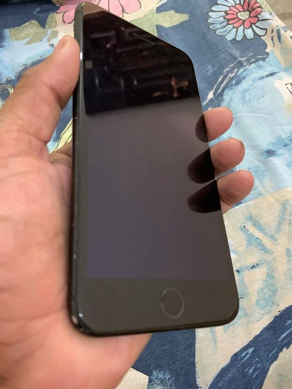 iphone 7 puls  pta abrood 32 gb 1