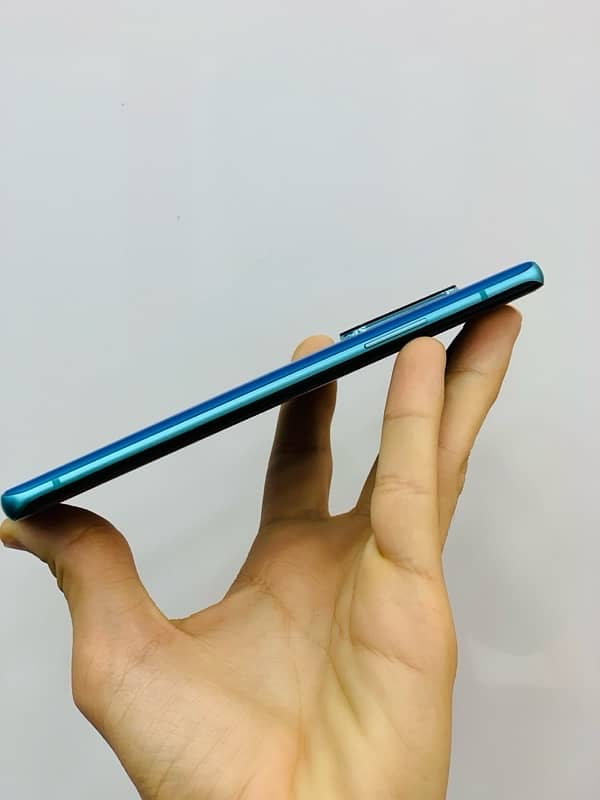 one plus 8 pro for sale 2