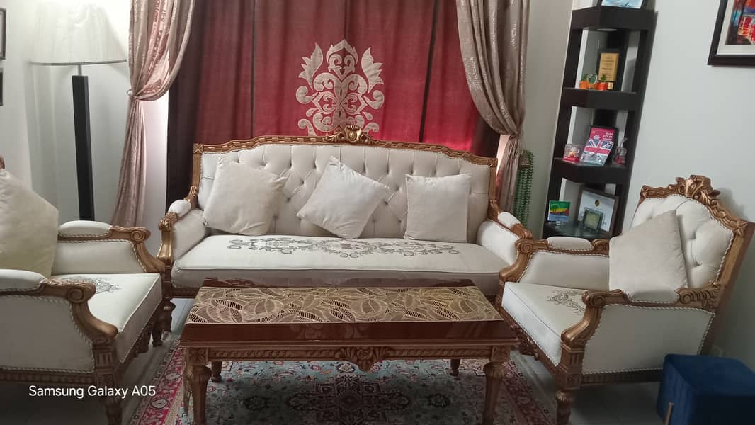 5 Seater Sofa Set for Sell in Bahria Town Karachi 0