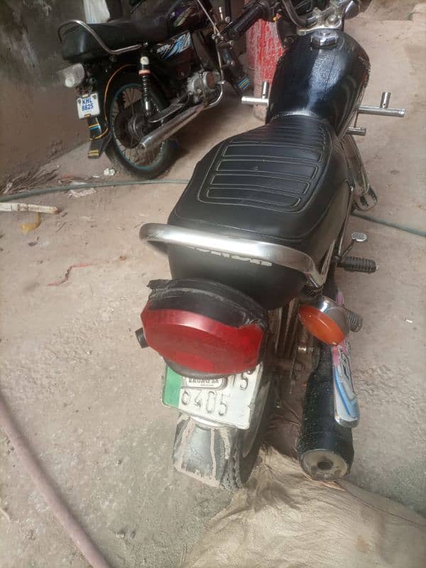 Honda 125/ 2015 model, Sialkot number,,03437799607 4