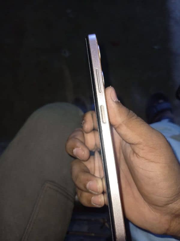 10/10condition he not fault all okay mobile he bhai 21500 4