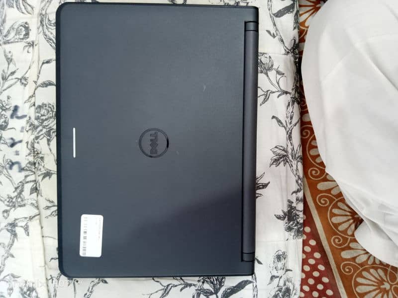 dell latitude 3350 i3 5jeneration 4