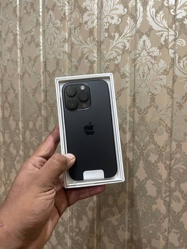 iphone 14 pro black colour 256 gb pta approved physical e sim 0