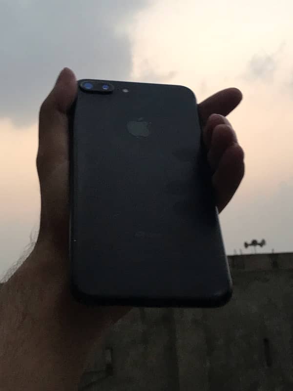 IPHONE 7plus 256gb black color offical PTA 1