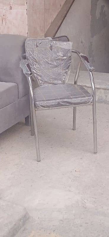 condition same like new chairs 15 pices are avaliable 0