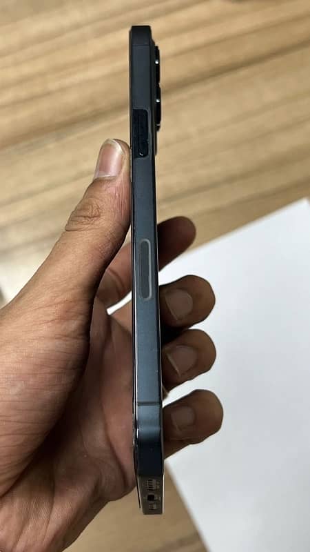 Iphone 12 promax 256GB non pta 1